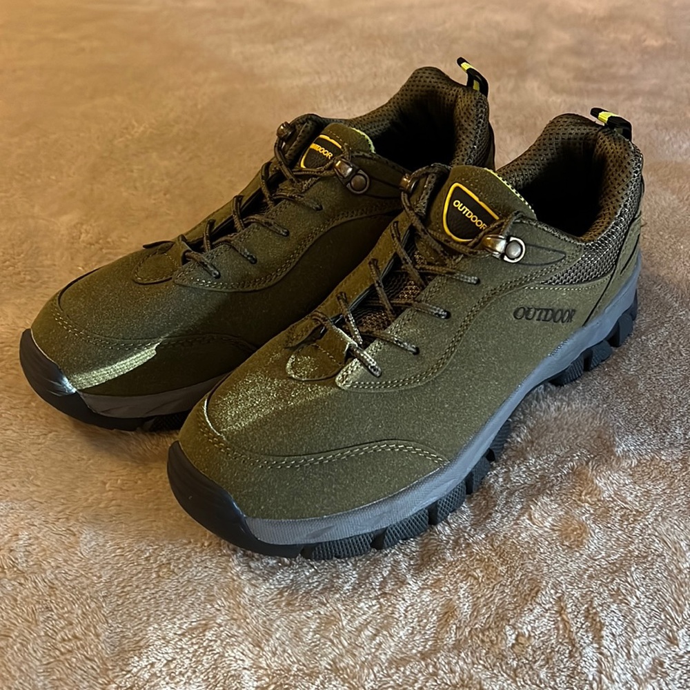 NEW!!! Dark Green W 8.5 OUTDOOR Hiking/Walking Shoes